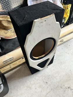 Subwoofer Box 12” Good Condition