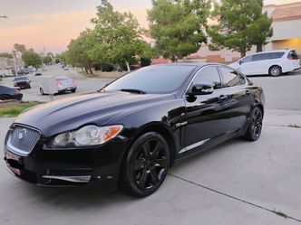 2010 Jaguar Xf Supercharged v8 sport runs great clean title