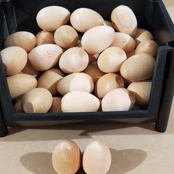 50 basswood eggs 2.5"