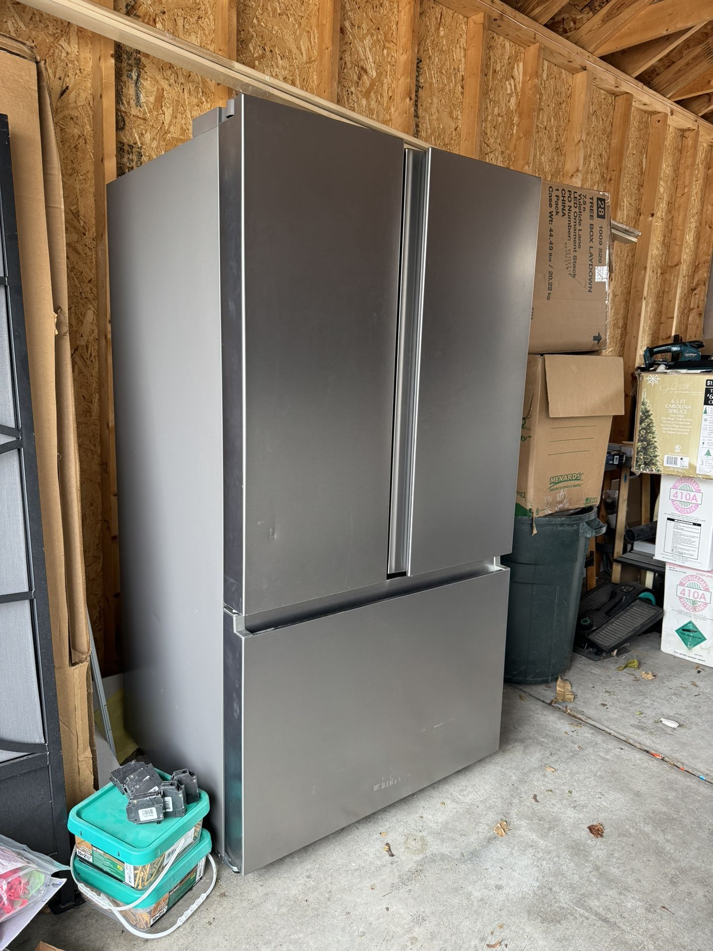 HISENSE 26.6-cu ft French Door Refrigerator with Ice Maker (Fingerprint Resistant Stainless Steel) ENERGY STAR