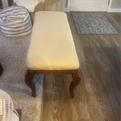 End Of Bed Bench Seat? Needs to go any offers a beautiful bedroom piece or could also be used for a dining room table bench.