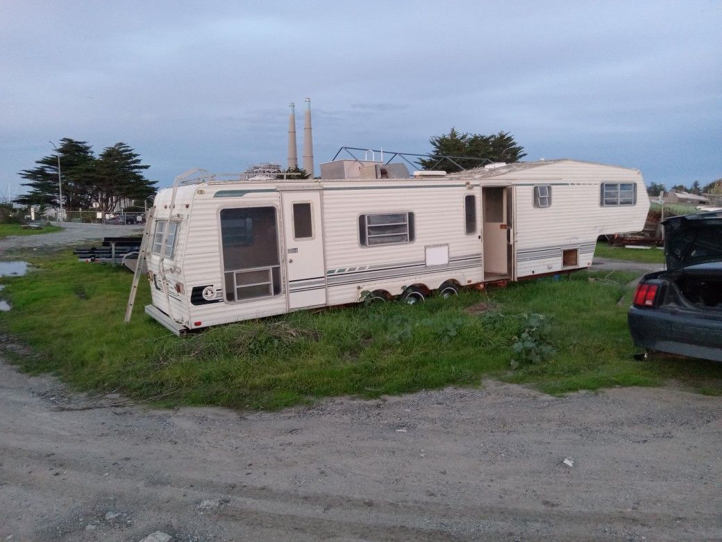 5th Wheel For Sale Or Trade