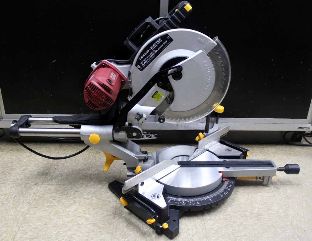 Chicago Electric Power Tools 12 In. Dual-Bevel Sliding Compound Miter Saw (69684)