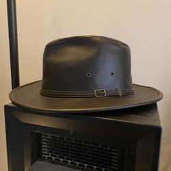 Leather : Hat 