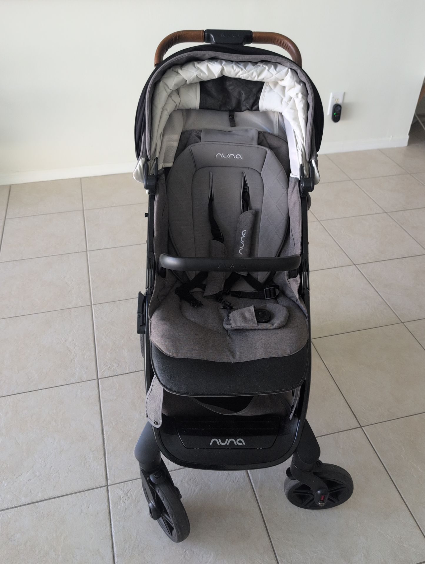uppababy remi Changing Station — Cozy Kids Furniture Cybex Priam 4 TheLAShop 7 Ft Tilt Travel and rest easy Size:WF 6