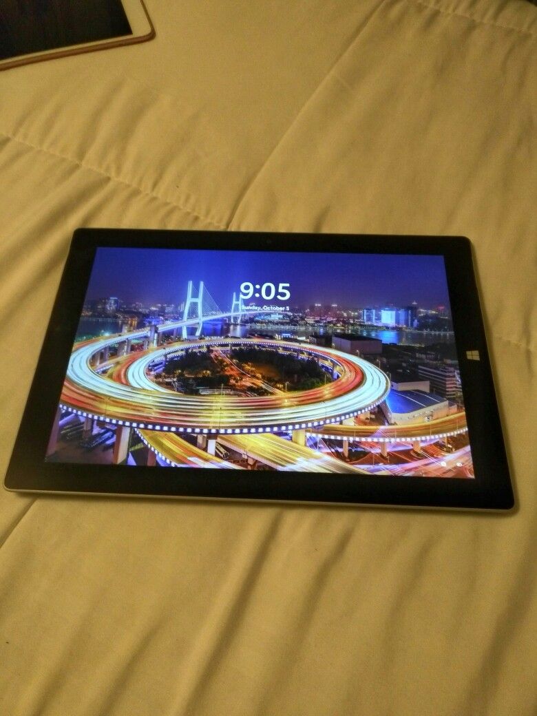 Microsoft Surface 3 Windows 11 Working Great 