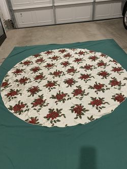 Beautiful 70” Round Poinsettia Table Cloth