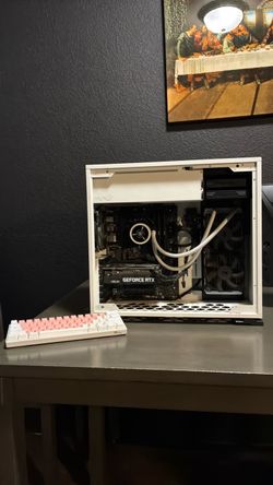 PC gaming set up