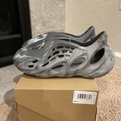 Adidas Yeezy Foam RNR MX Granite Men’s Size 8