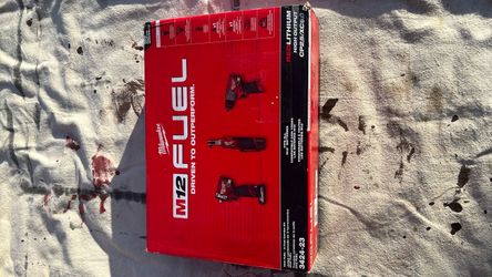 Milwaukee  M12. 3 tools. Combo kit. Model. 3424-23