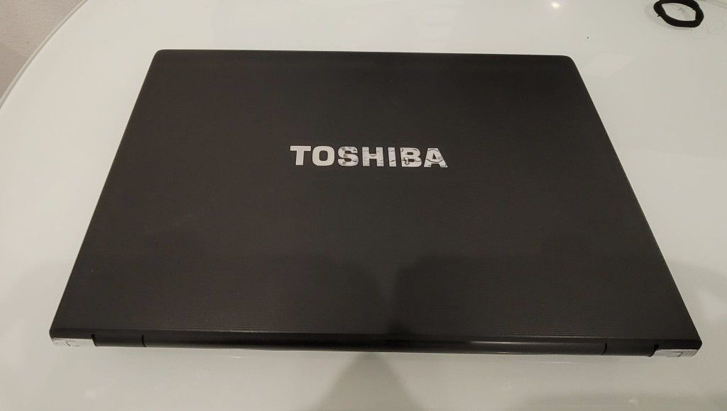 Toshiba Tecra Laptop Great Condition 