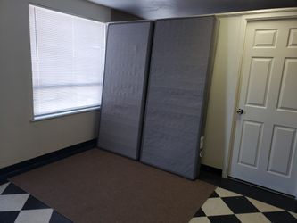 Cal King size boxsprings - can DELIVER almost anywhere for $20 extra - please see all photos and read everything 🙂