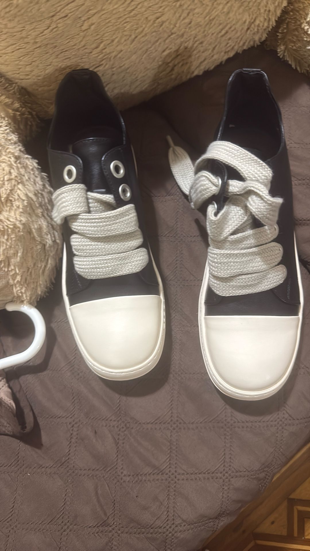Woman Men Sneakers