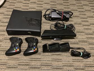 Xbox 360 with Games and Kinect