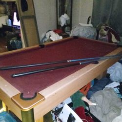 Minnesota Fats Collectors Edition Red Felt Pool Table. 