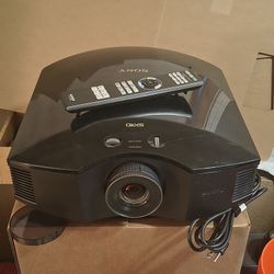 Sony VPL-HW40ES Projector
1080P Home Theater Projector