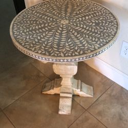 Tahari Coffee Table . Solid Wood . Sturdy Unique Design