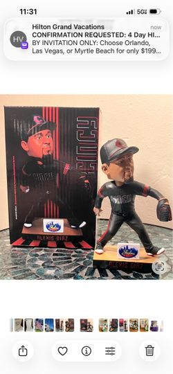 3 bobble heads bundle