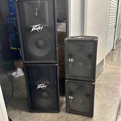 Pair of Peavey Passive Speakers 