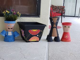 Plants pots