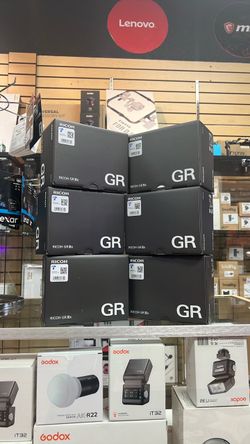 Ricoh GRIIIx
