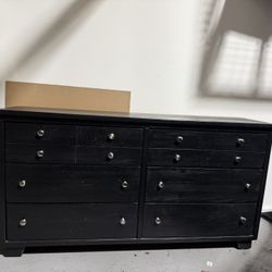 ** Free **Solid Wood Dresser