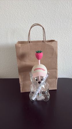 Starbucks pink Strawberry Limited Edition  Bearista Glass Cold  20oz Cup