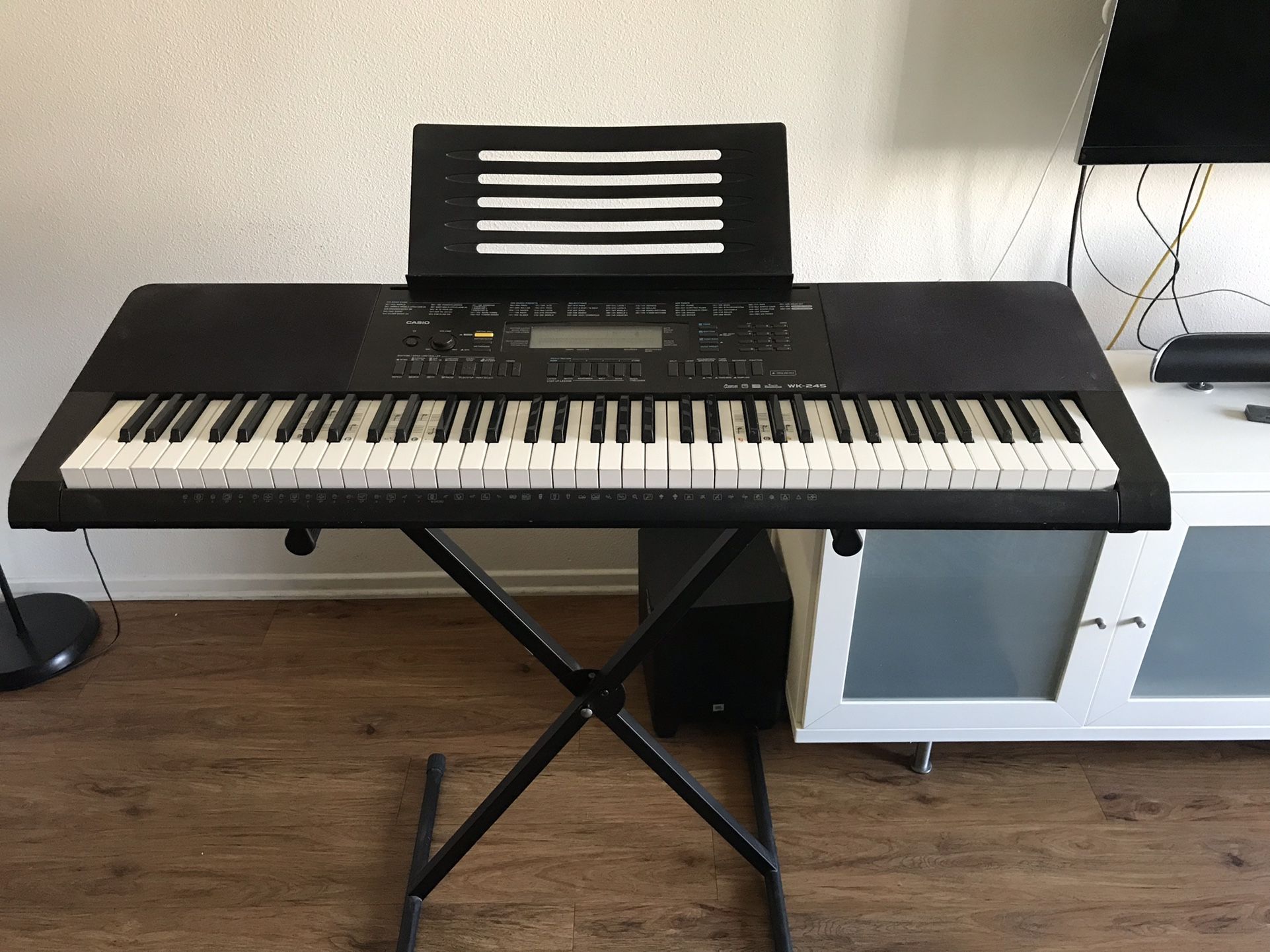 Casio + Adjustable Kboard Stand