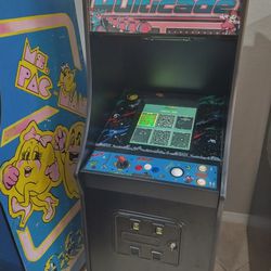 MULTICADE 60 IN 1 ARCADE MACHINE / WITH A HIGH DEFINITION SCREEN.