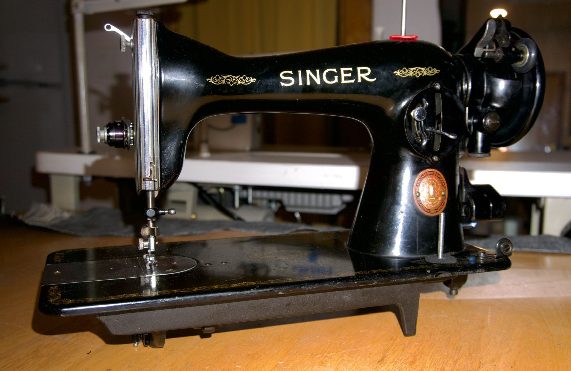Singer model 15-91 Sewing machine Mfg.1951