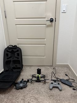 DJI FPV Drone Combo w/ Goggles, Controller & Case - Fully Working