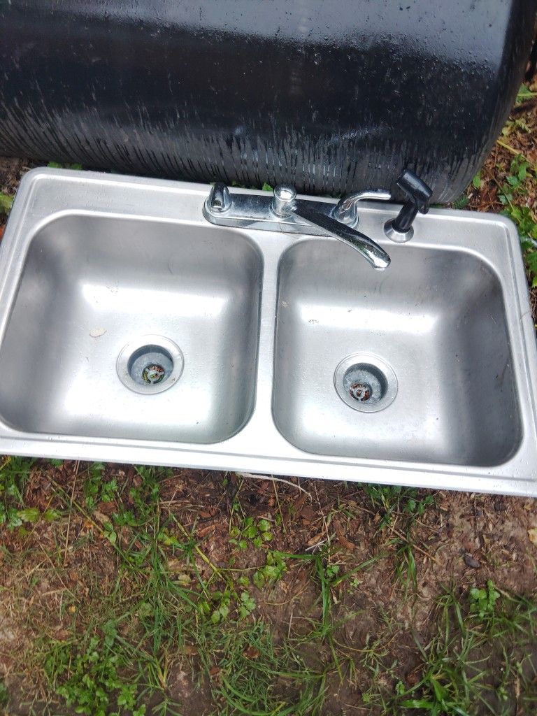 Double Bowl Kitchen Sink