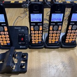 Panasonic 4‑Handset Cordless Phone System – KX‑TGE260