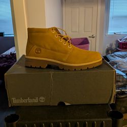 TIMBERLAND BOOTS. SIZE. 7.5 IN MENS