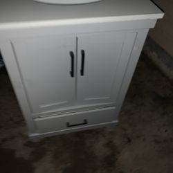 New Bathroom Vanity