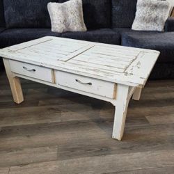 Rustic Farmhouse Coffee Table