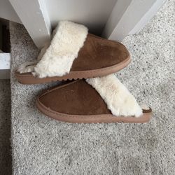 Dearfoams Slippers Women’s 7-8