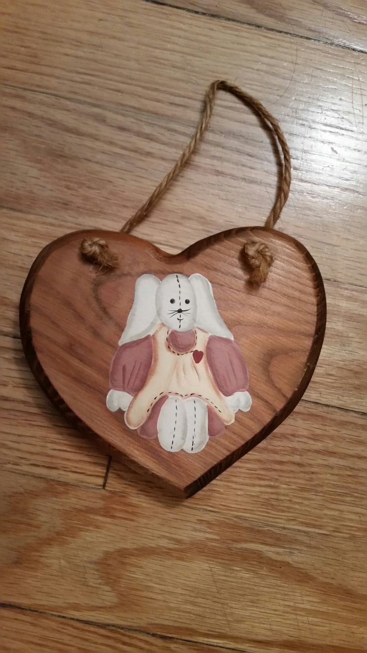 Small wood heart with painted bunny