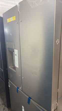 Frigidaire French door refrigerator