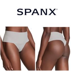 NEW!  SPANX Super-smooth Undie-tectable Thong