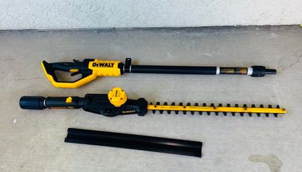 DEWALT 20V MAX 22 in. Cordless Battery Powered Pole Hedge Trimmer (Tool Only)