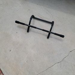 Pull Up Bar