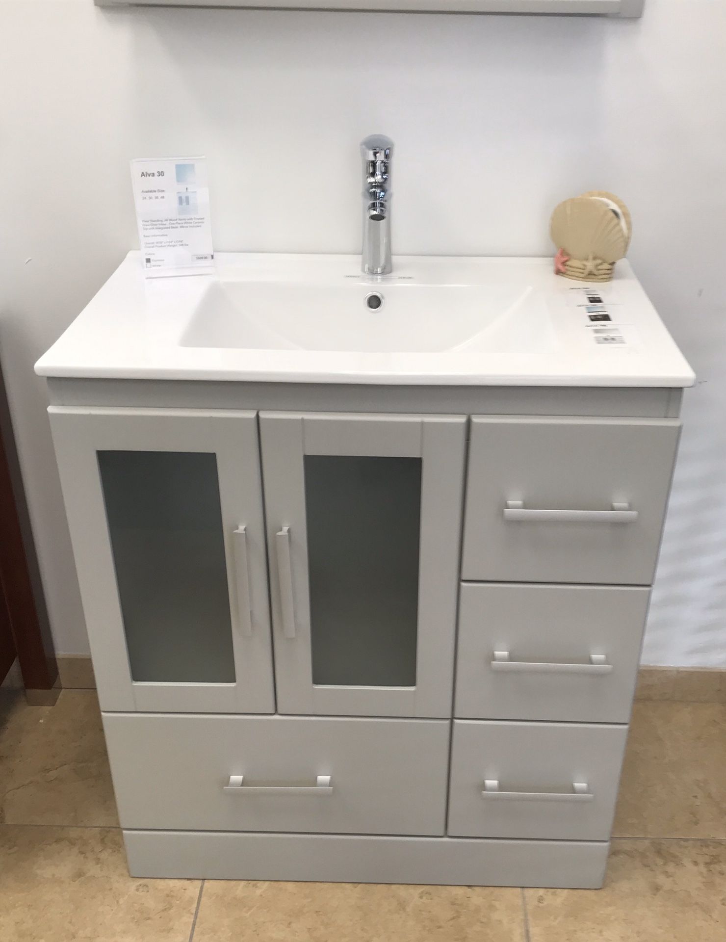 Freestanding Bathroom Vanity/integrated ceramic basin With Faucets! Diy.decor.Sale for Sale in