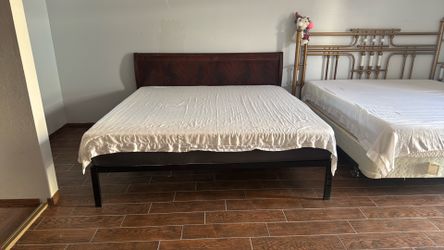 Perfect strong king bed