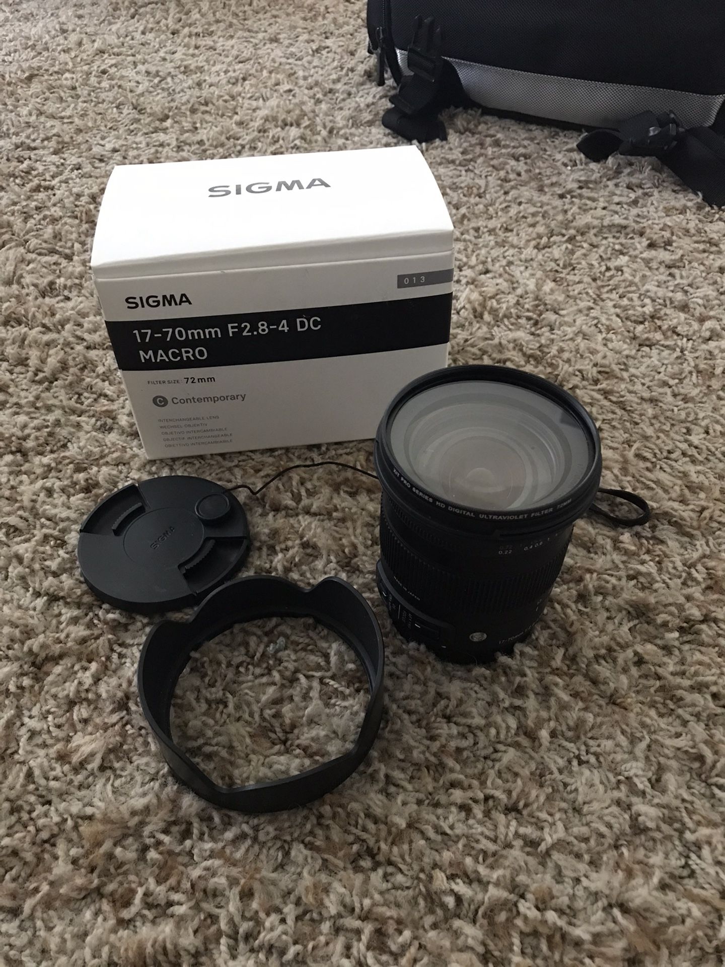 Sigma 17-70mm 2.8-4, crop sensor lens (with free bag)