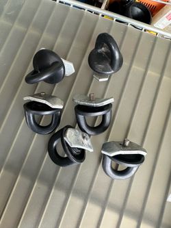 Nissan Nissan Xterra Rear Cargo Tie-Down Hooks