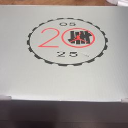 2025 Retro Jordan 4 x Undefeated SP 