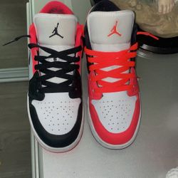 Air Jordan 1 Low SE 'Mismatched Chicago