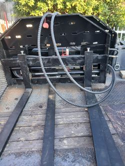 Bobcat hydralic forks