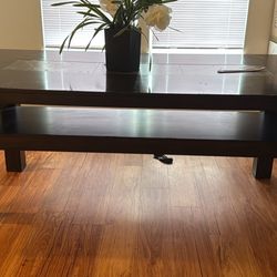 Bigger Table 6/8 Chairs 